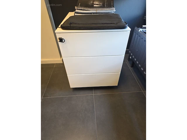 (8x) kantoormeubilair - afbeelding 4 van  9
