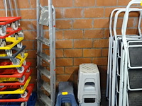 8x kunststof opstapje + trapladder - afbeelding 1 van  4