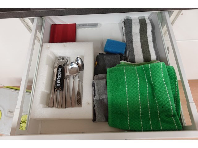 8x machine & inhoud keuken - afbeelding 5 van  15