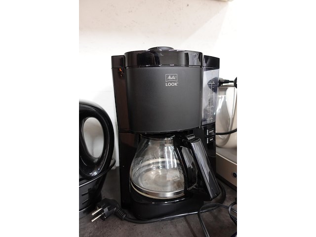 8x machine & inhoud keuken - afbeelding 11 van  15