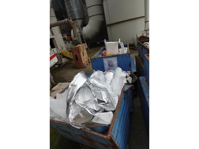 8x metalen container + inhoud - afbeelding 3 van  6