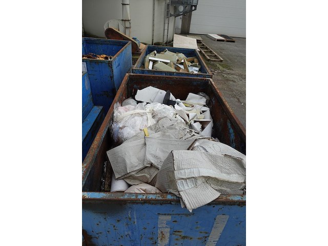 8x metalen container + inhoud - afbeelding 6 van  6