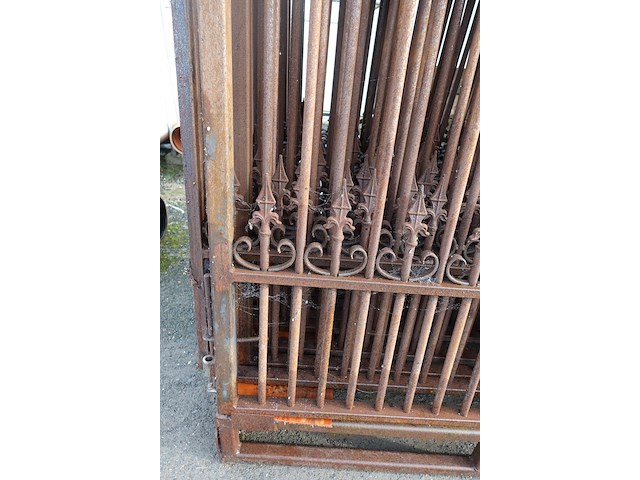 8x metalen poort - afbeelding 3 van  4