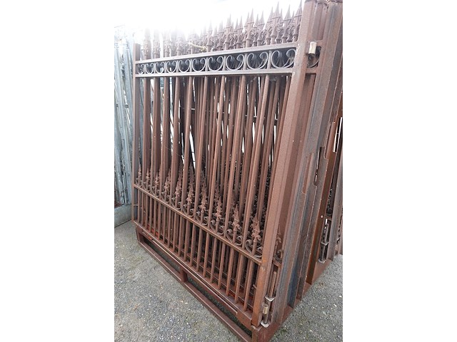 8x metalen poort - afbeelding 4 van  4