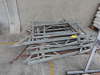 8x metalen schraag - afbeelding 2 van  3