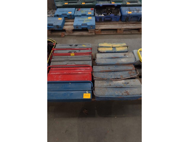 8x metalen werkkoffer - afbeelding 1 van  8