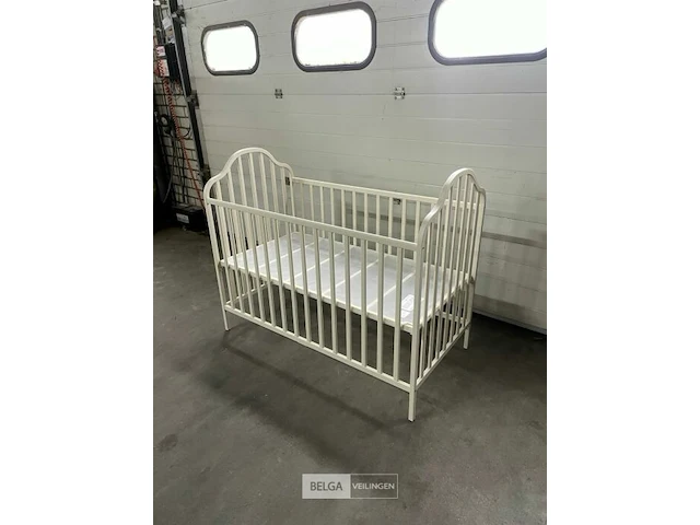 8x pallet kinderbedjes aluminium - afbeelding 2 van  5