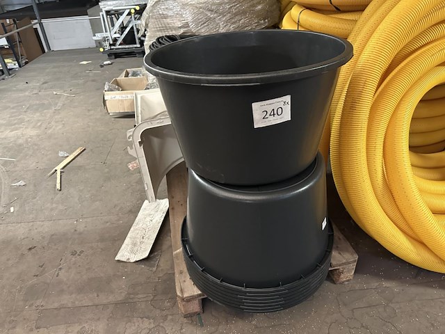 8x pvc pot - 90l - afbeelding 1 van  1