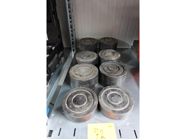 8x rubber pads - afbeelding 1 van  1