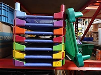 8x stapelbaar kinderbedje