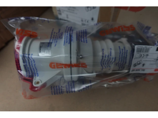 8x stekker gewiss - afbeelding 2 van  3
