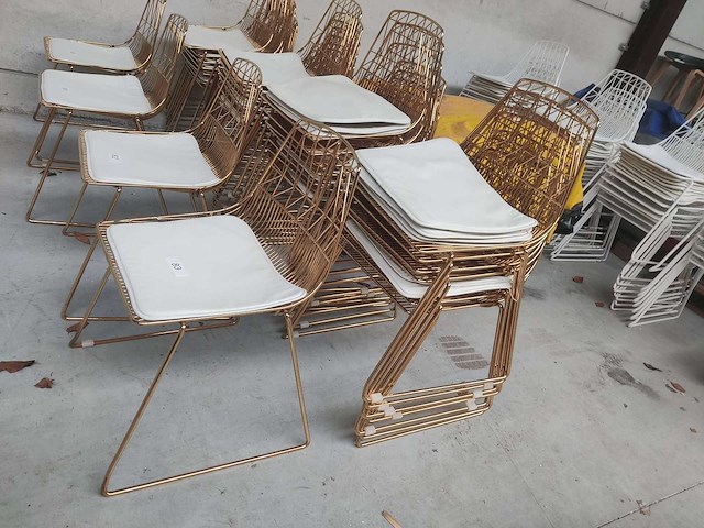 8x stoel goud + kussen (8x) - afbeelding 3 van  3