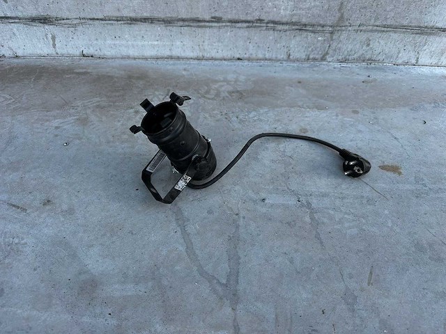 8x used par 36 - black gu10 - afbeelding 1 van  4