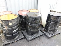 8x vat gebruikte olie