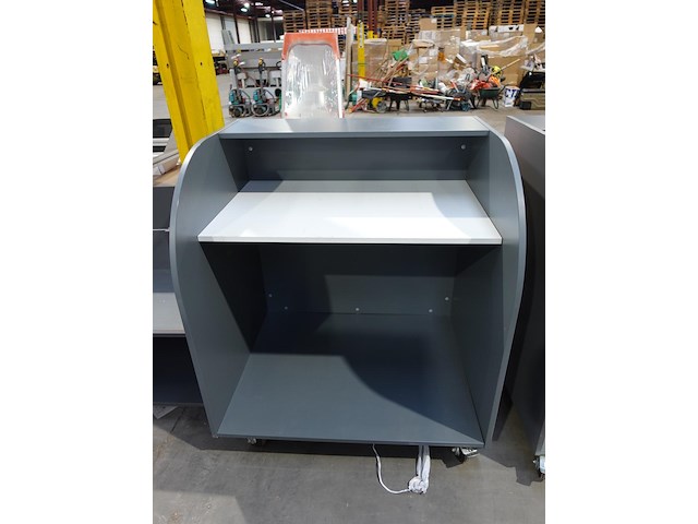 8x verrijdbare presentatiemeubels - afbeelding 2 van  4