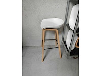 8x witte barstoel (houten frame (excl. transportkar) (8x) - afbeelding 3 van  4
