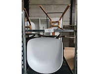 8x witte barstoel (houten frame (excl. transportkar) (8x)