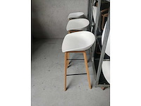 8x witte barstoel (houten frame (excl. transportkar) (8x) - afbeelding 5 van  5
