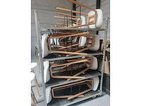 8x witte barstoel (houten frame (excl. transportkar) (8x)