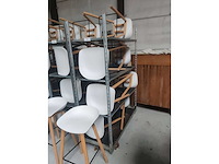 8x witte barstoel (houten frame (excl. transportkar) (8x) - afbeelding 3 van  3
