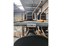 8x zwarte barstoel (houten frame (excl. transportkar)) (8x)