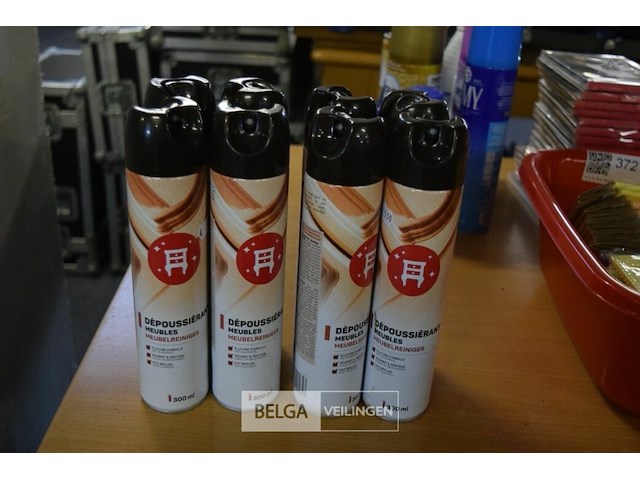 8x300ml meubelreiniger - afbeelding 1 van  1