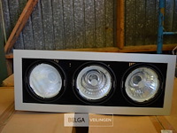 8x4st spots 50x20x16,5cm