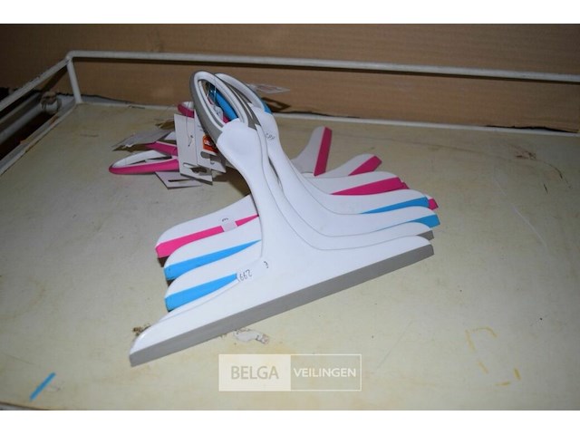 9 aftrekkers badkamer en ramen - afbeelding 1 van  1