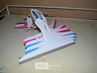 9 aftrekkers badkamer en ramen - afbeelding 1 van  1