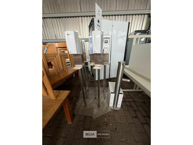 9 dispensers - afbeelding 1 van  4