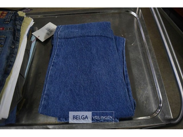 ±9 div soorten broeken maat 31 - afbeelding 6 van  6