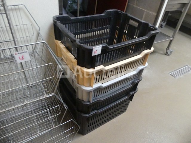 9 diverse broodmanden - afbeelding 7 van  8