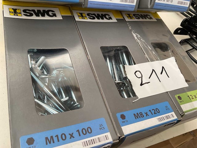 9 dozen bouten en hout schroeven - afbeelding 3 van  6