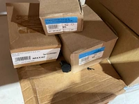 9 dozen bouten en moeren - afbeelding 3 van  7