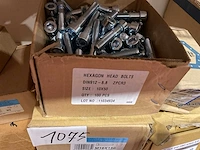 9 dozen bouten en moeren - afbeelding 7 van  7