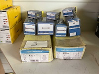 9 dozen bouten en moeren - afbeelding 1 van  4