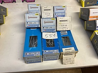 9 dozen bouten en moeren - afbeelding 1 van  5