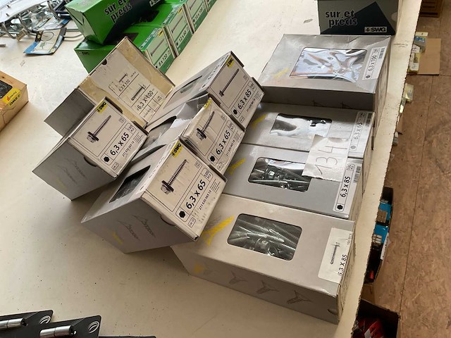 9 dozen dakplaat schroeven - afbeelding 7 van  7