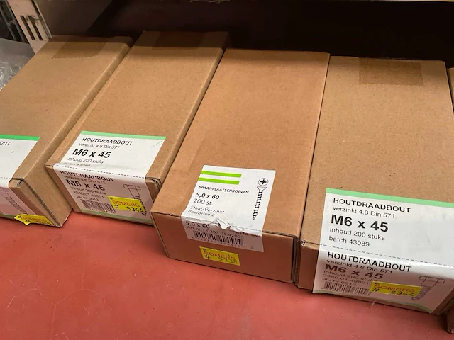 9 dozen hout schroeven en hout bouten - afbeelding 5 van  6