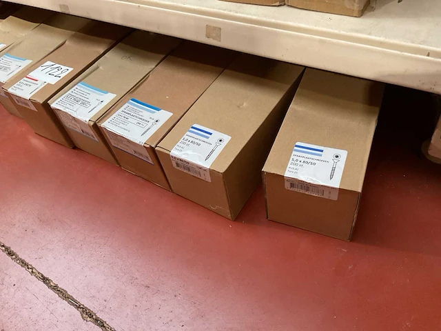 9 dozen hout schroeven - afbeelding 3 van  4