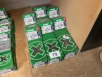 9 dozen houtschroeven