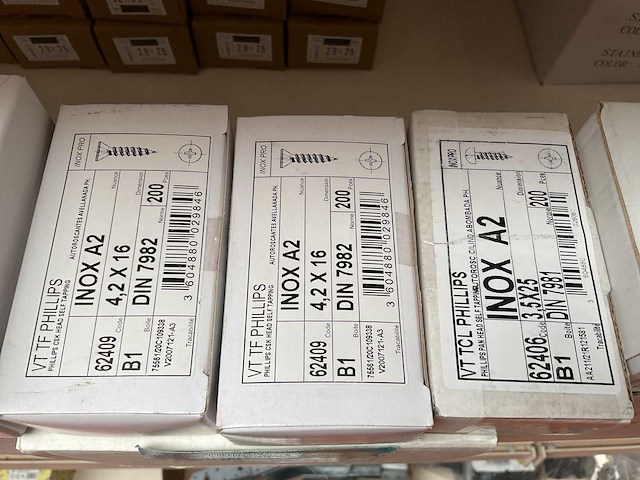 9 dozen inox schroeven - afbeelding 5 van  6