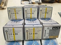 9 dozen schroeven - afbeelding 3 van  4