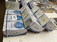 9 dozen schroeven - afbeelding 4 van  4