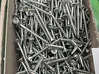 9 dozen spaanplaatschroeven - afbeelding 4 van  5