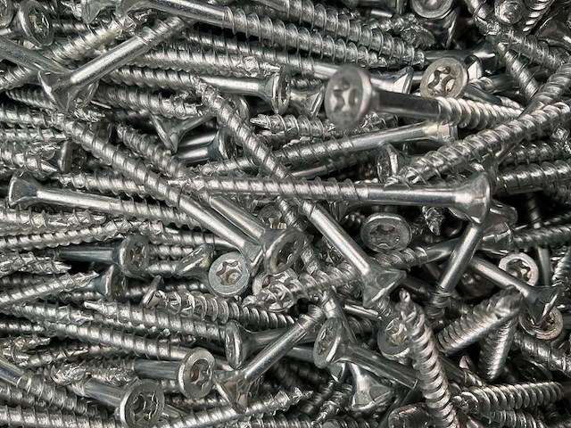 9 dozen spaanplaatschroeven - afbeelding 5 van  5