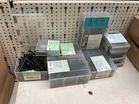 9 dozen staalnagels - afbeelding 1 van  3