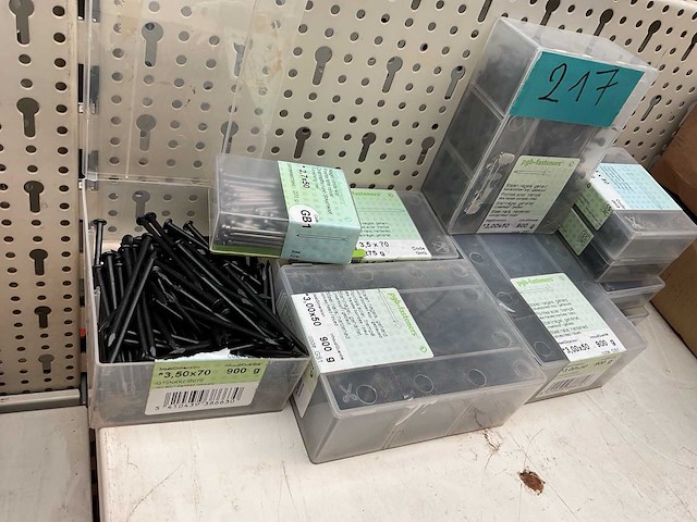 9 dozen staalnagels - afbeelding 2 van  3