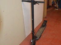 9 e-scooters xqisit x-100 defect en niet compleet (b437) - afbeelding 7 van  11
