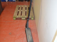 9 e-scooters xqisit x-100 defect en niet compleet (b437) - afbeelding 8 van  11